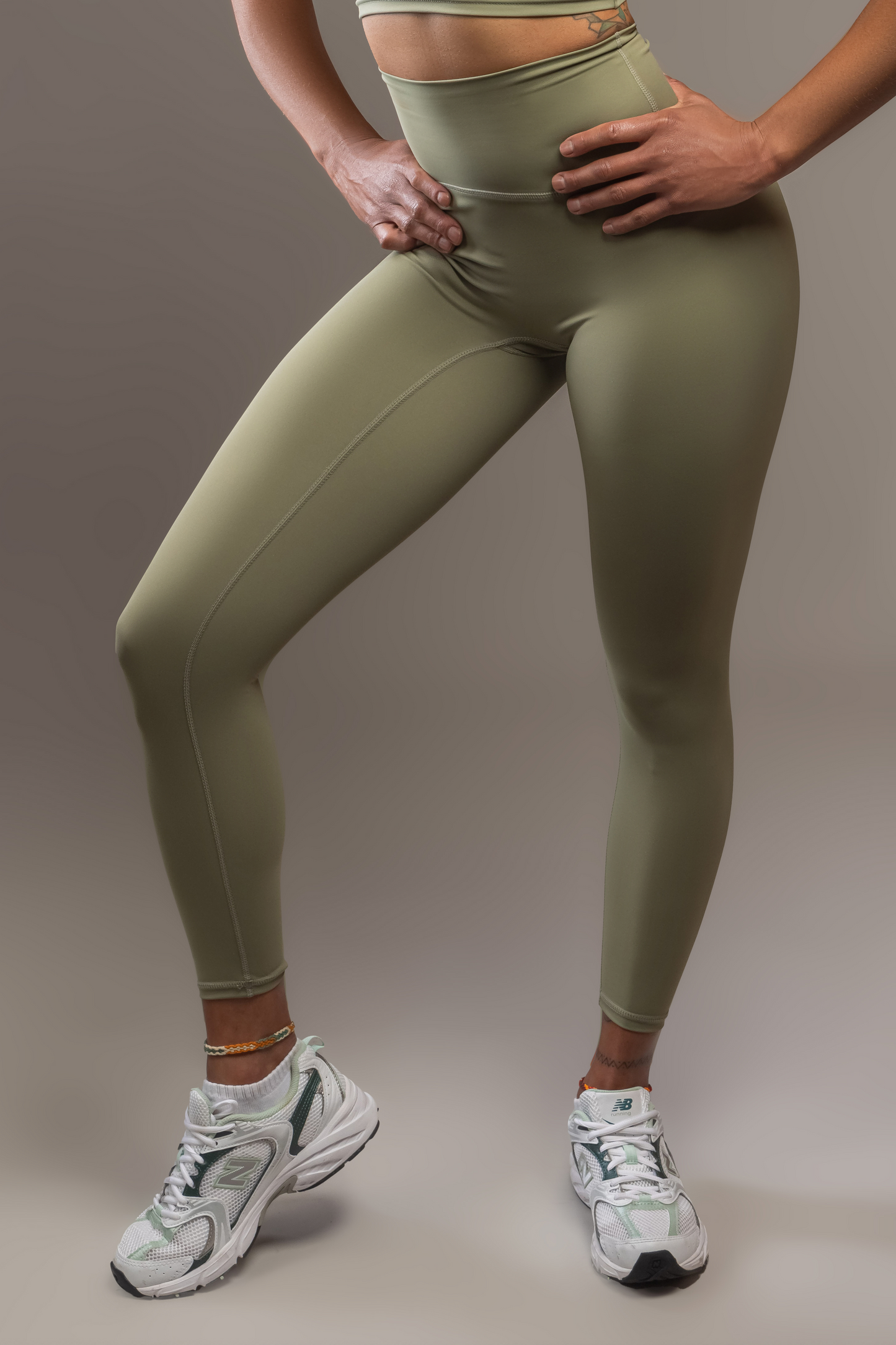 Signature Sculpt Leggings - Olive Green